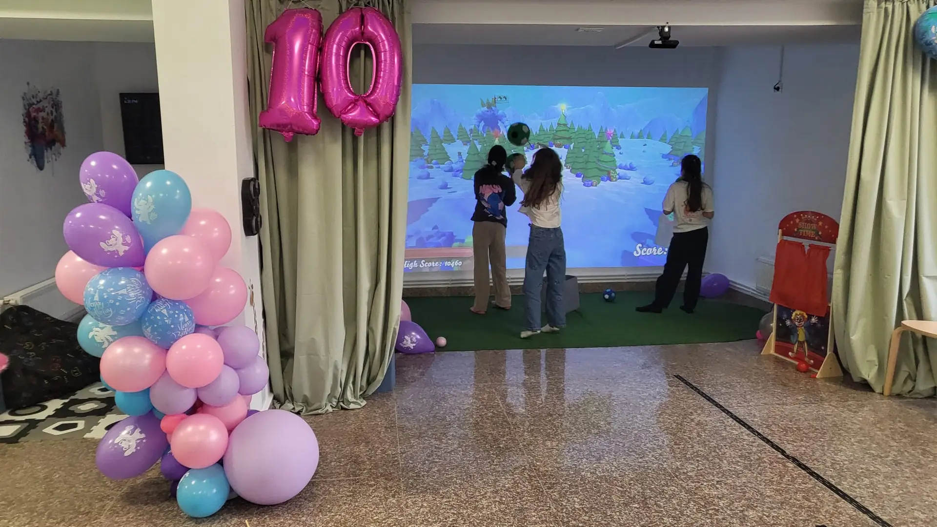 Proiector interactiv